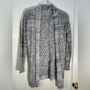 Leo and Nicole Women's S Cardigan Open Front Long Slv Gray White Cotton Blend